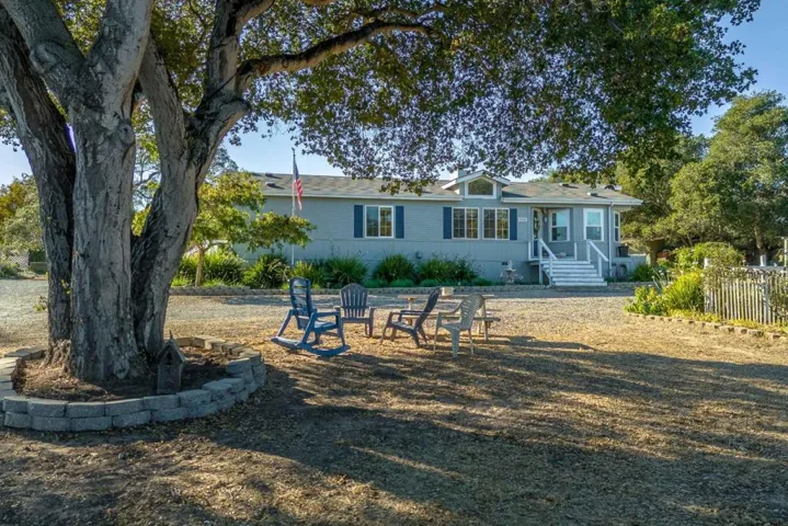9505 Pollock Lane, Salinas, California 93907