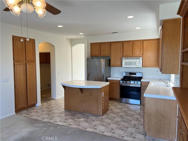 41763 Vardon Drive, Temecula, California 92591