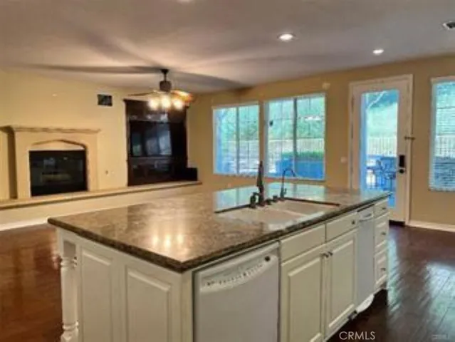 Family Room & Kitchen