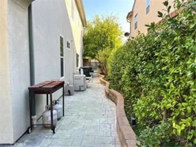 26163 Shadow Rock Lane, Valencia, California 91381