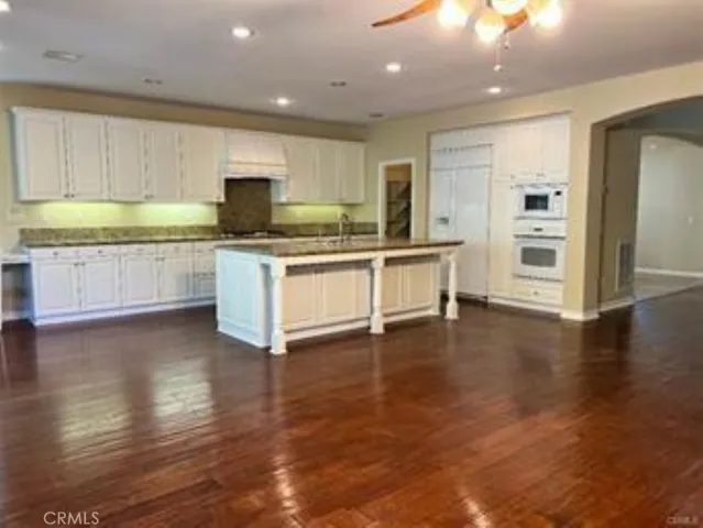 26163 Shadow Rock Lane, Valencia, California 91381