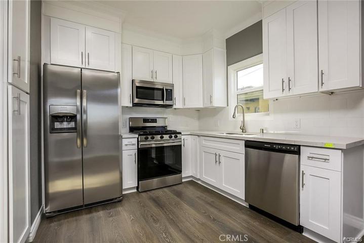 624 N Dalton Avenue, Azusa, California 91702