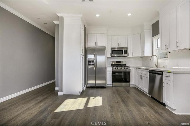 624 N Dalton Avenue, Azusa, California 91702