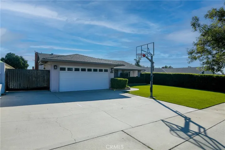 7615 Malachite Avenue, Rancho Cucamonga, California 91730