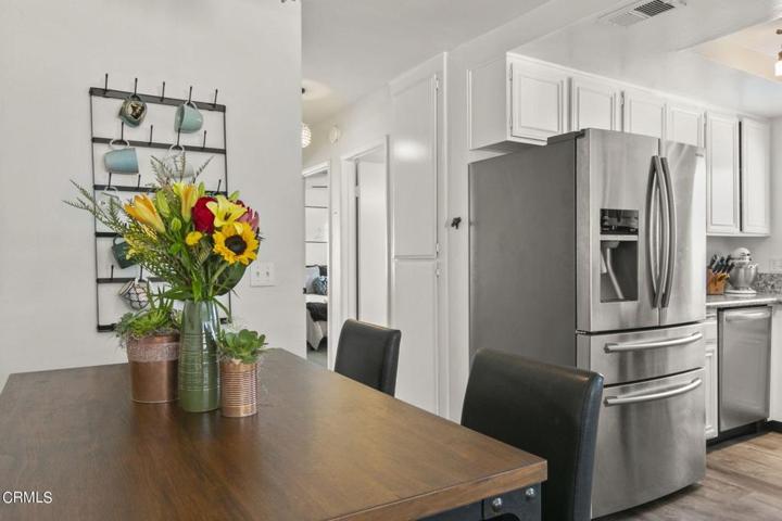 12-web-or-mls-UpMarketMedia2597Rud-051