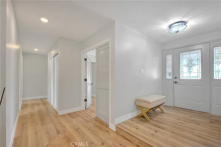 Foyer / Hallway