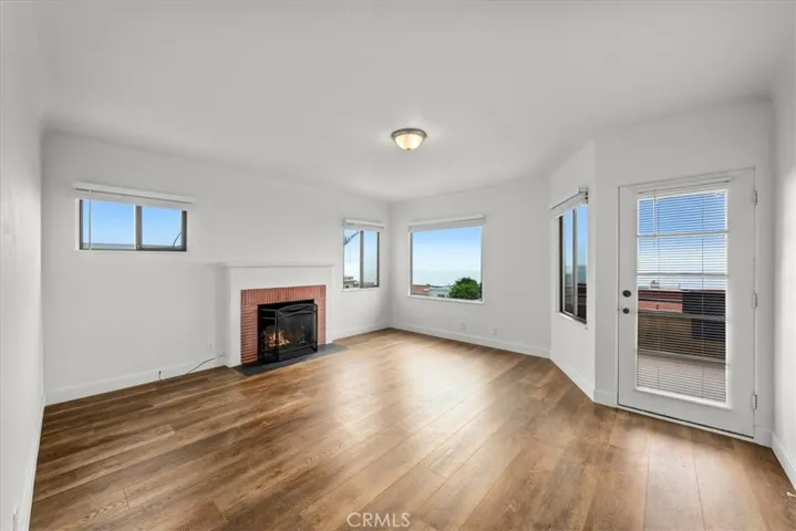 313 24th Street, Manhattan Beach, California 90266