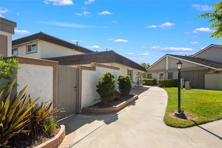 5066 Hampton Court, Westminster, California 92683
