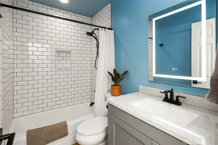 5066 Hampton Court, Westminster, California 92683