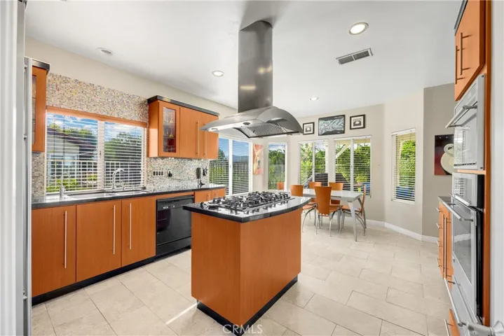 24560 Paseo De Toronto, Yorba Linda, California 92887