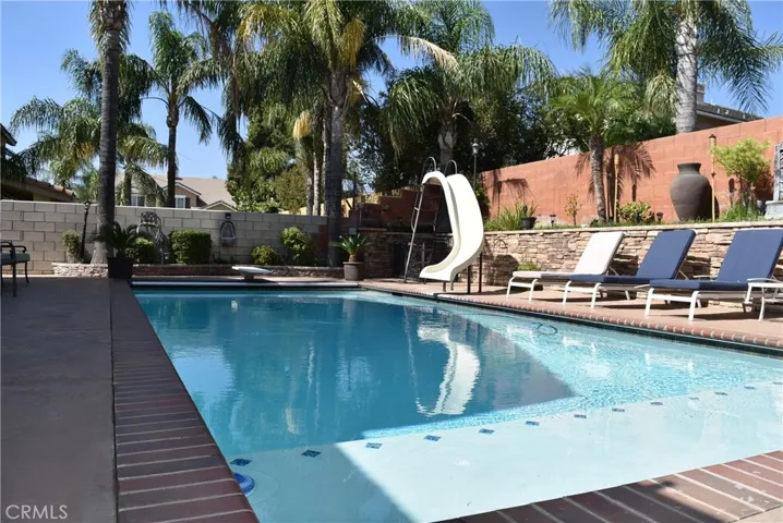 15550 Southwind Avenue, Fontana, California 92336