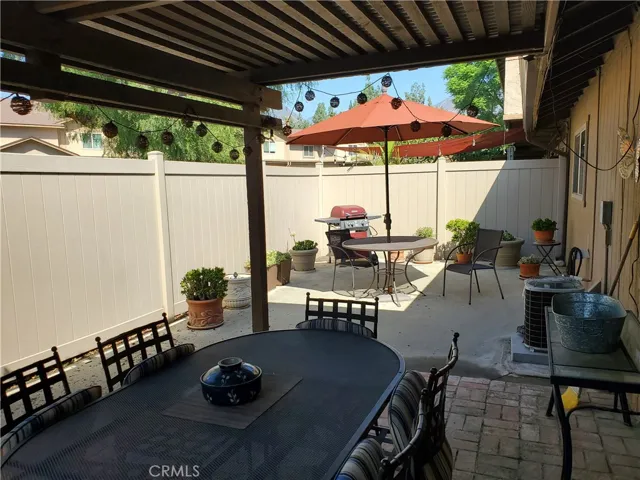 527 W Point O Woods Drive, Azusa, California 91702
