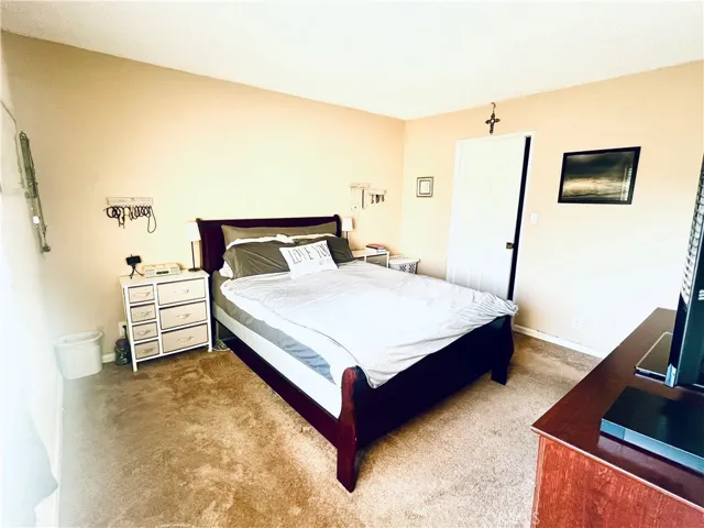 21720 Hart Street Unit 8, Canoga Park, California 91303
