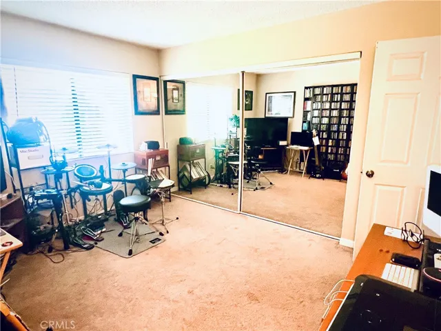 21720 Hart Street Unit 8, Canoga Park, California 91303
