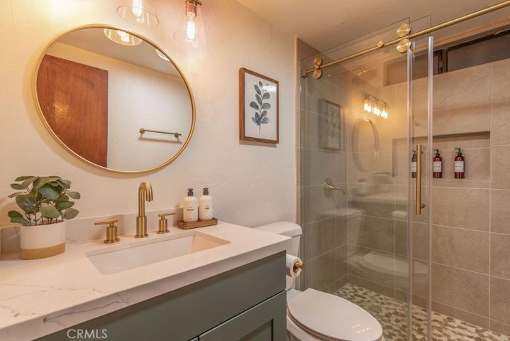 693 Holmes Lane, Sugarloaf, California 92386