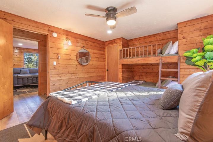 693 Holmes Lane, Sugarloaf, California 92386