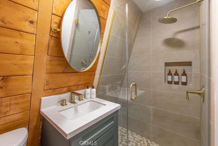 693 Holmes Lane, Sugarloaf, California 92386