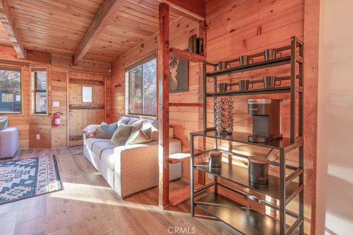 693 Holmes Lane, Sugarloaf, California 92386