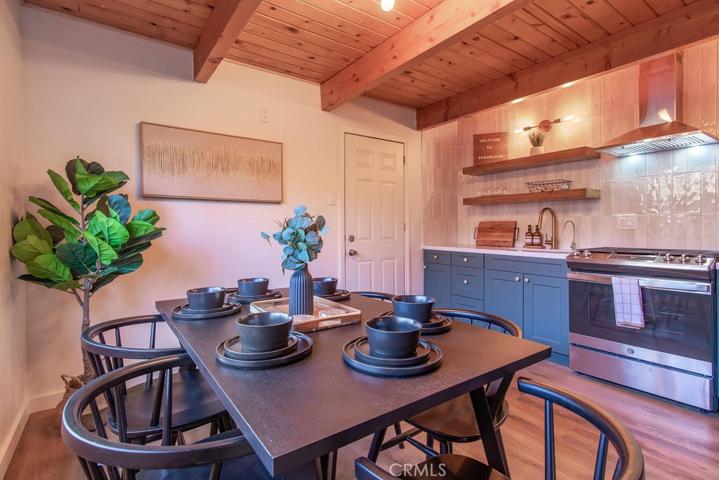 693 Holmes Lane, Sugarloaf, California 92386