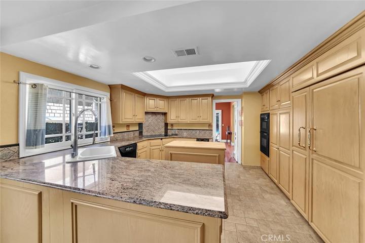 626 S Pathfinder Trail, Anaheim Hills, California 92807