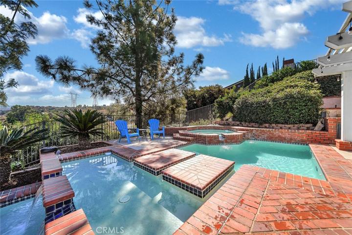 626 S Pathfinder Trail, Anaheim Hills, California 92807