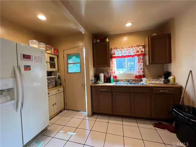 443 E 71st Street, Los Angeles, California 90003
