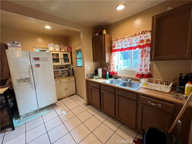 443 E 71st Street, Los Angeles, California 90003