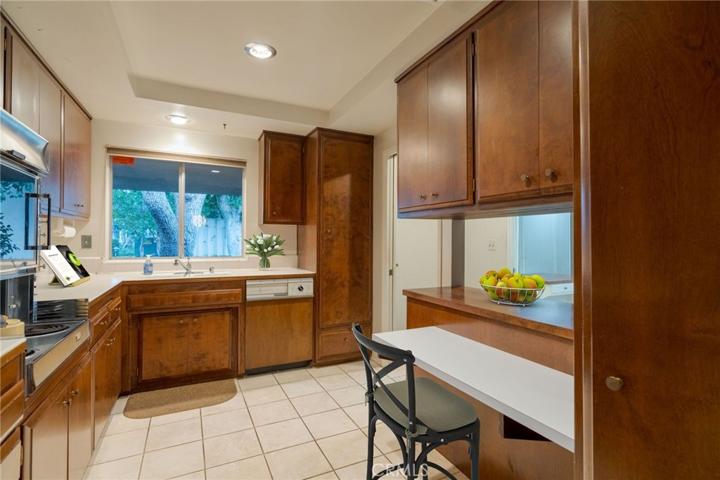Virtually staged kitchen