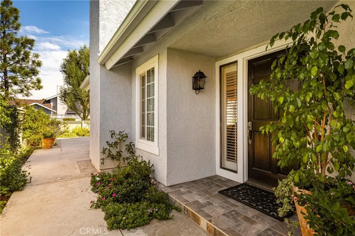 26 Lakeshore Unit 17, Irvine, California 92604