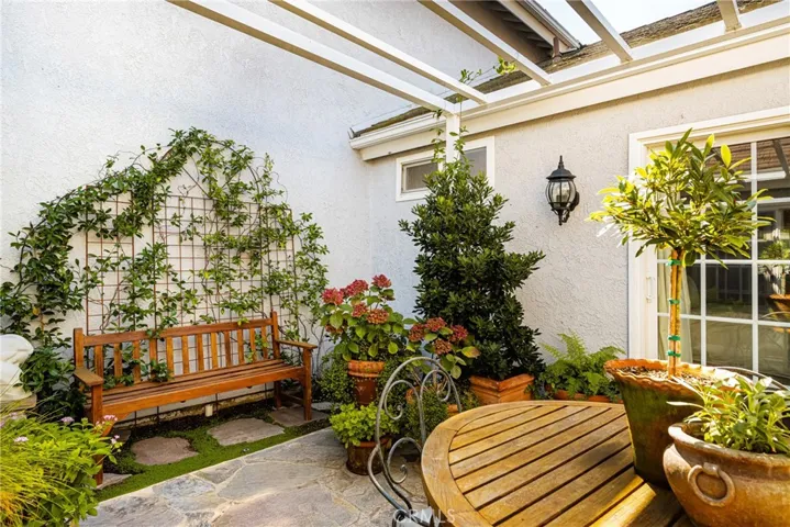 26 Lakeshore Unit 17, Irvine, California 92604