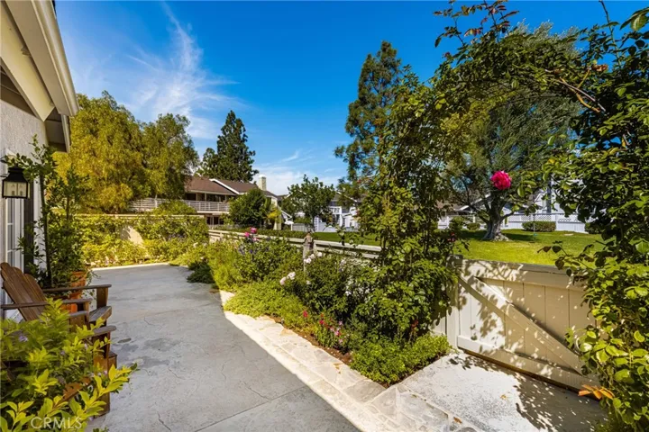 26 Lakeshore Unit 17, Irvine, California 92604