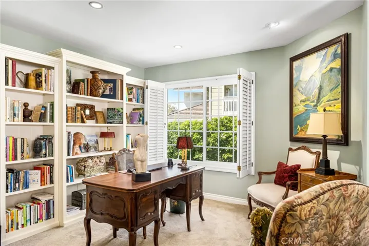 26 Lakeshore Unit 17, Irvine, California 92604