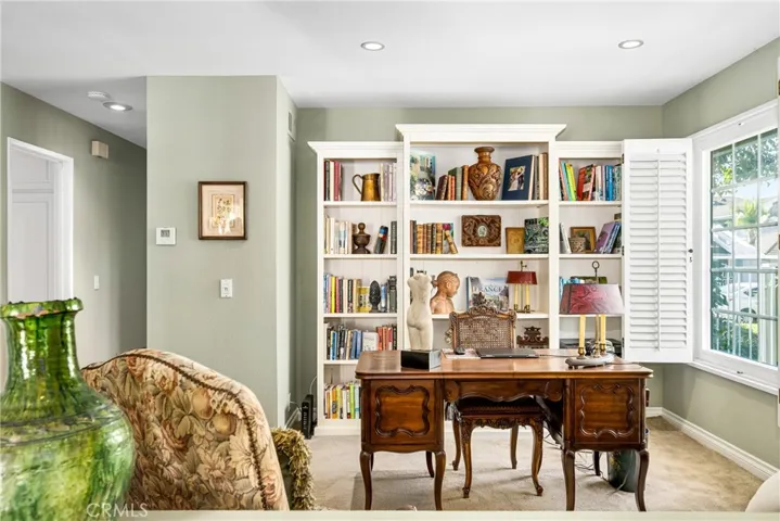 26 Lakeshore Unit 17, Irvine, California 92604