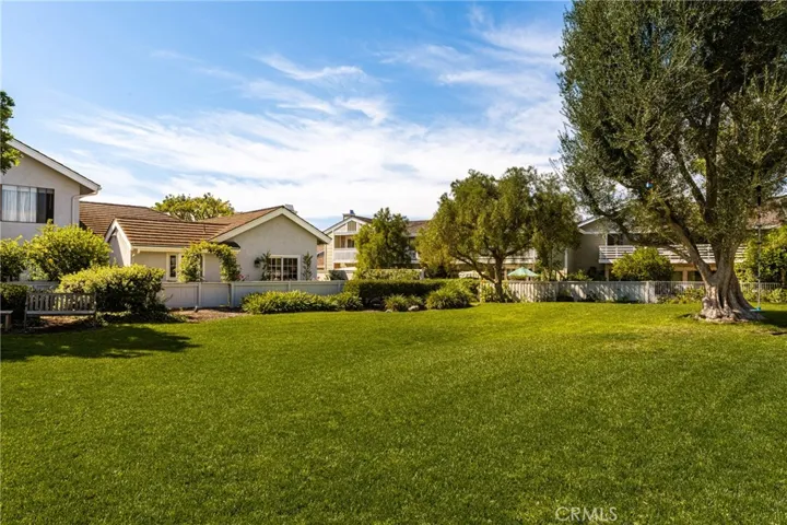 26 Lakeshore Unit 17, Irvine, California 92604
