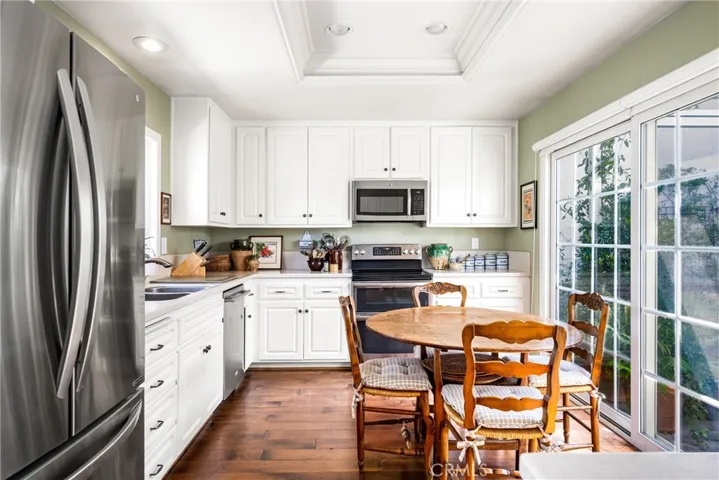 26 Lakeshore Unit 17, Irvine, California 92604