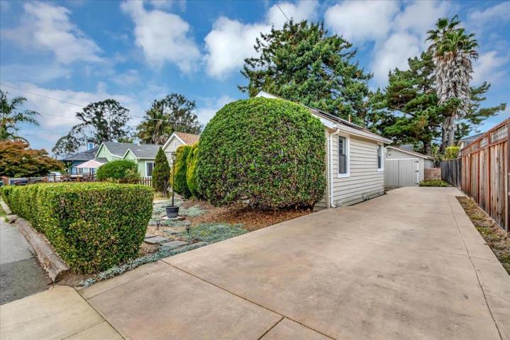 1075 Lewis Circle, Santa Cruz, California 95062
