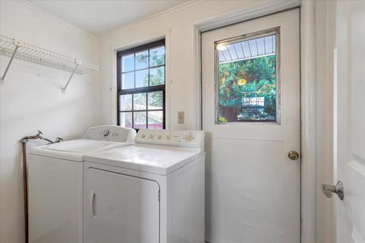 1075 Lewis Circle, Santa Cruz, California 95062