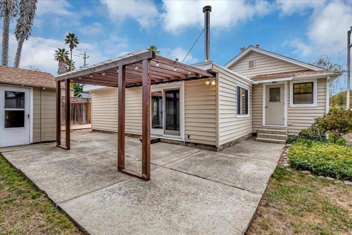 1075 Lewis Circle, Santa Cruz, California 95062