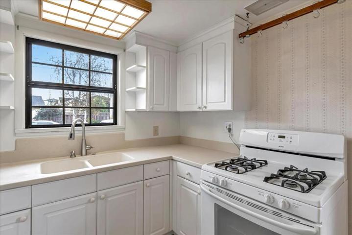 1075 Lewis Circle, Santa Cruz, California 95062