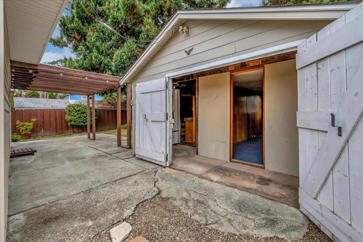 1075 Lewis Circle, Santa Cruz, California 95062