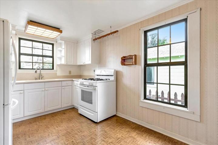 1075 Lewis Circle, Santa Cruz, California 95062