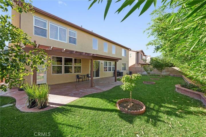 7598 Morning Mist Drive, Eastvale, California 92880