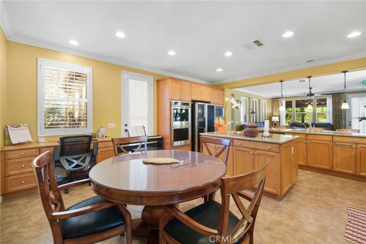 7598 Morning Mist Drive, Eastvale, California 92880