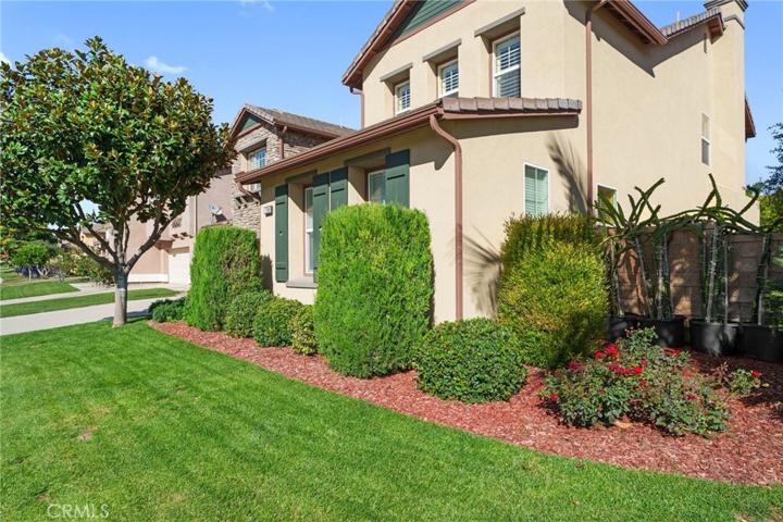 7598 Morning Mist Drive, Eastvale, California 92880