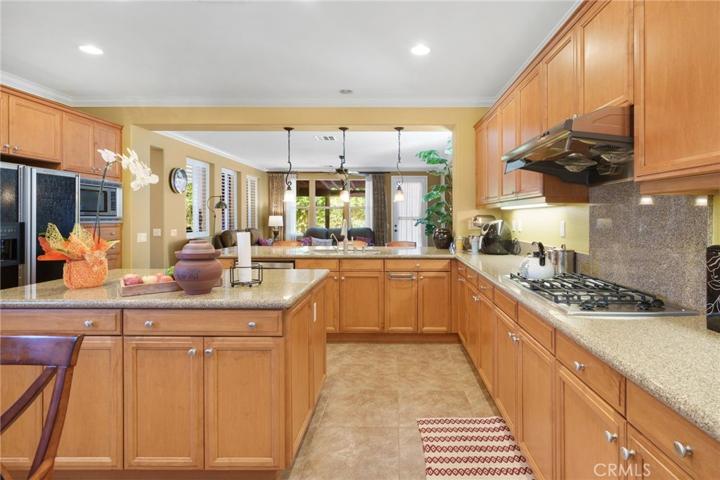 7598 Morning Mist Drive, Eastvale, California 92880