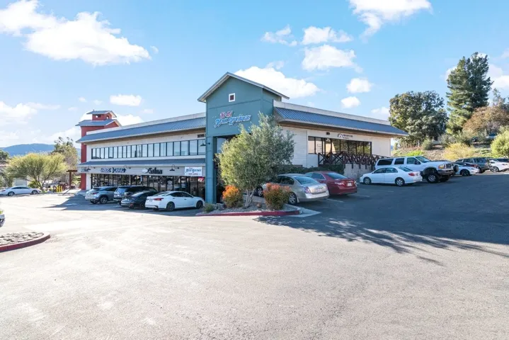 32395 Clinton Keith Road Unit B-12, Wildomar, California 92595
