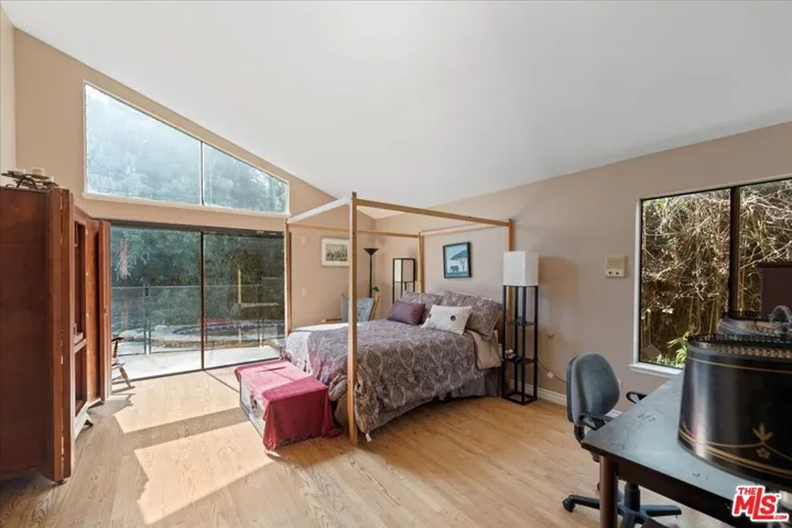18230 Hiawatha Street, Porter Ranch, California 91326