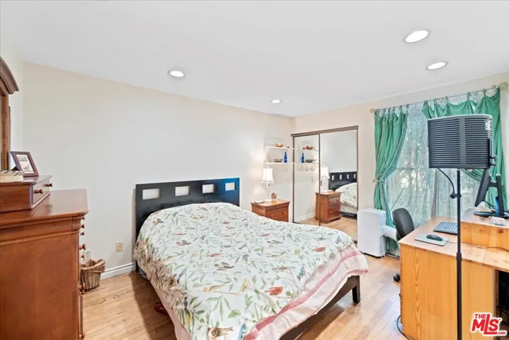 18230 Hiawatha Street, Porter Ranch, California 91326