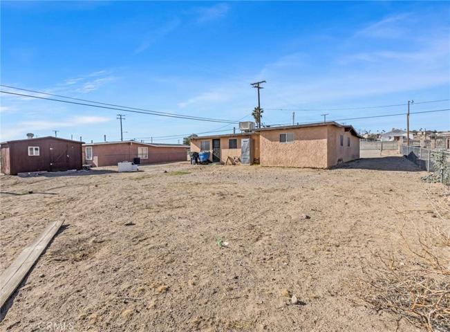 1379 Riverside Drive, Barstow, California 92311