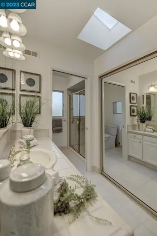 1300 Canyonwood Ct Unit 11, Walnut Creek, California 94595